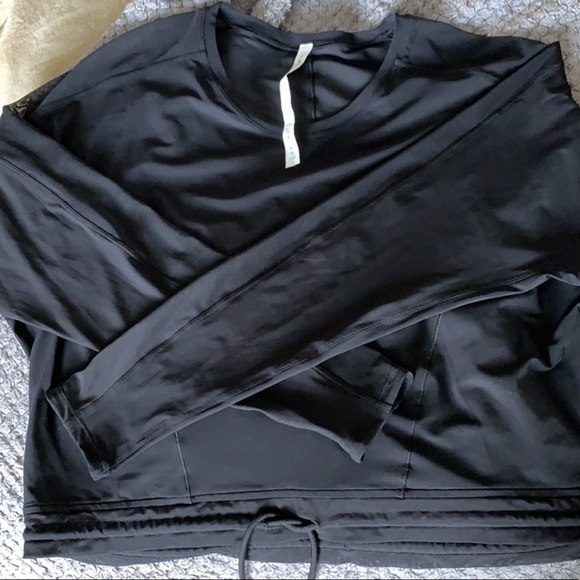 Lululemon Cropped Pullover - Picture 2 of 4
